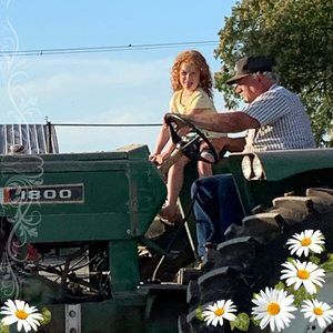 Meet your Posher, Julie